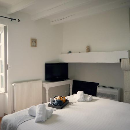 Hotel Restaurant Clos Des Sullys Montclus  외부 사진
