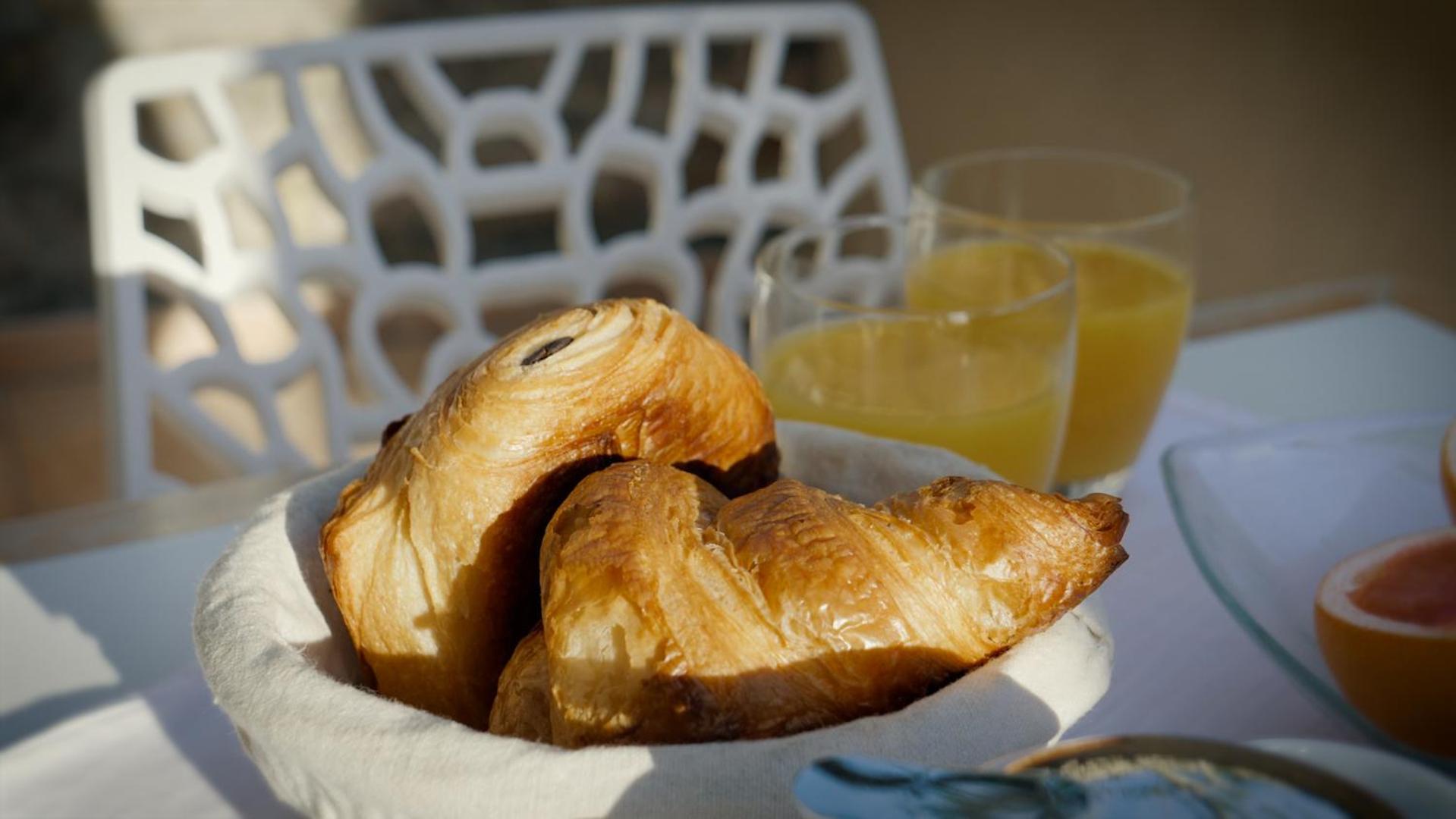 Hotel Restaurant Clos Des Sullys Montclus  외부 사진