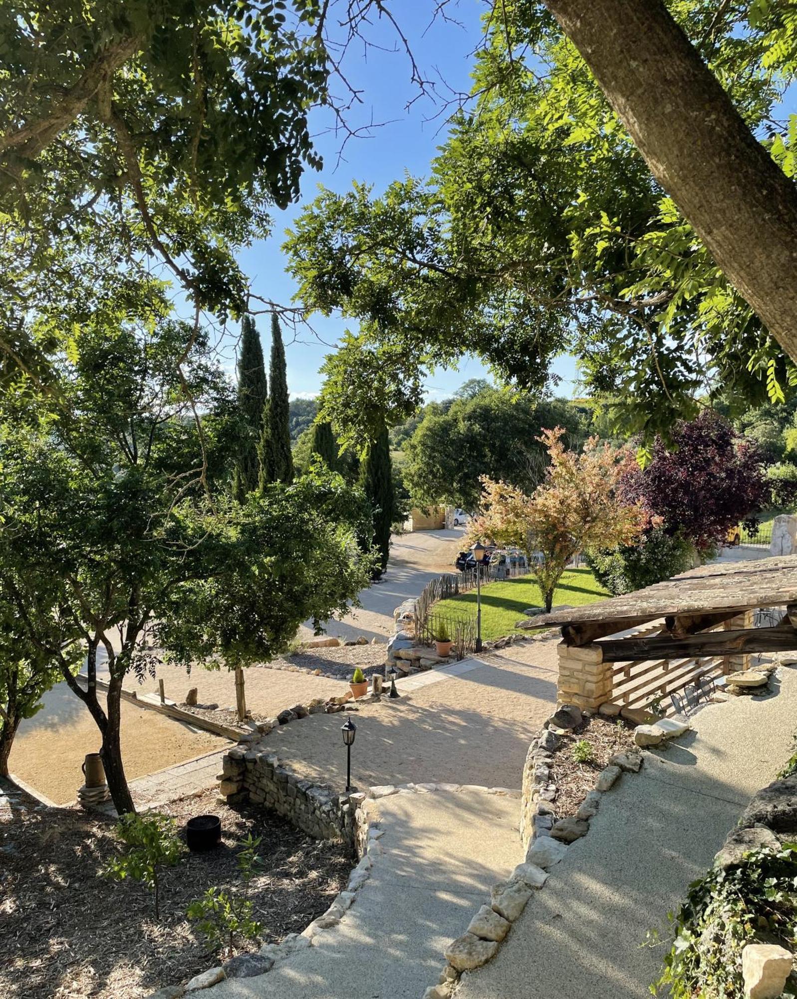 Hotel Restaurant Clos Des Sullys Montclus  외부 사진